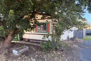 6801 Waggoner Ct, Klamath Falls, OR 97603 - Photo 1