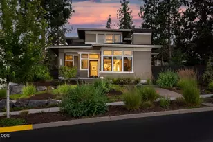 2255 NW Labiche Ln, Bend, OR 97703 - Photo 1