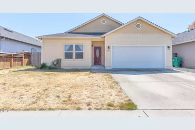 2185 SW Nick Way, Grants Pass, OR 97527 - Photo 1