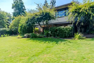 211 Florence Ave, Medford, OR 97504 - Photo 1