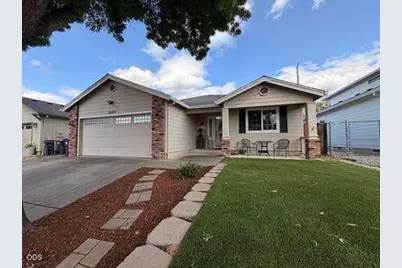 3039 Gary Drive, Medford, OR 97504 - Photo 1