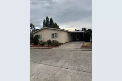 2252 Table Rock Road #SPC 121, Medford, OR 97501 - Photo 1