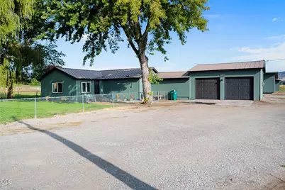 5807 Airway Drive, Klamath Falls, OR 97603 - Photo 1