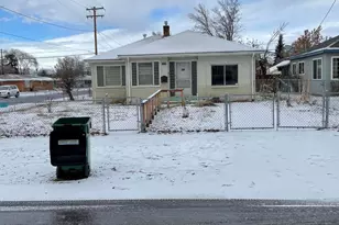2301 Radcliffe Ave, Klamath Falls, OR 97601 - Photo 1
