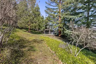 319 West St, Ashland, OR 97520 - Photo 1