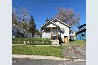 1726 Johnson Avenue, Klamath Falls, OR 97601 - Photo 1