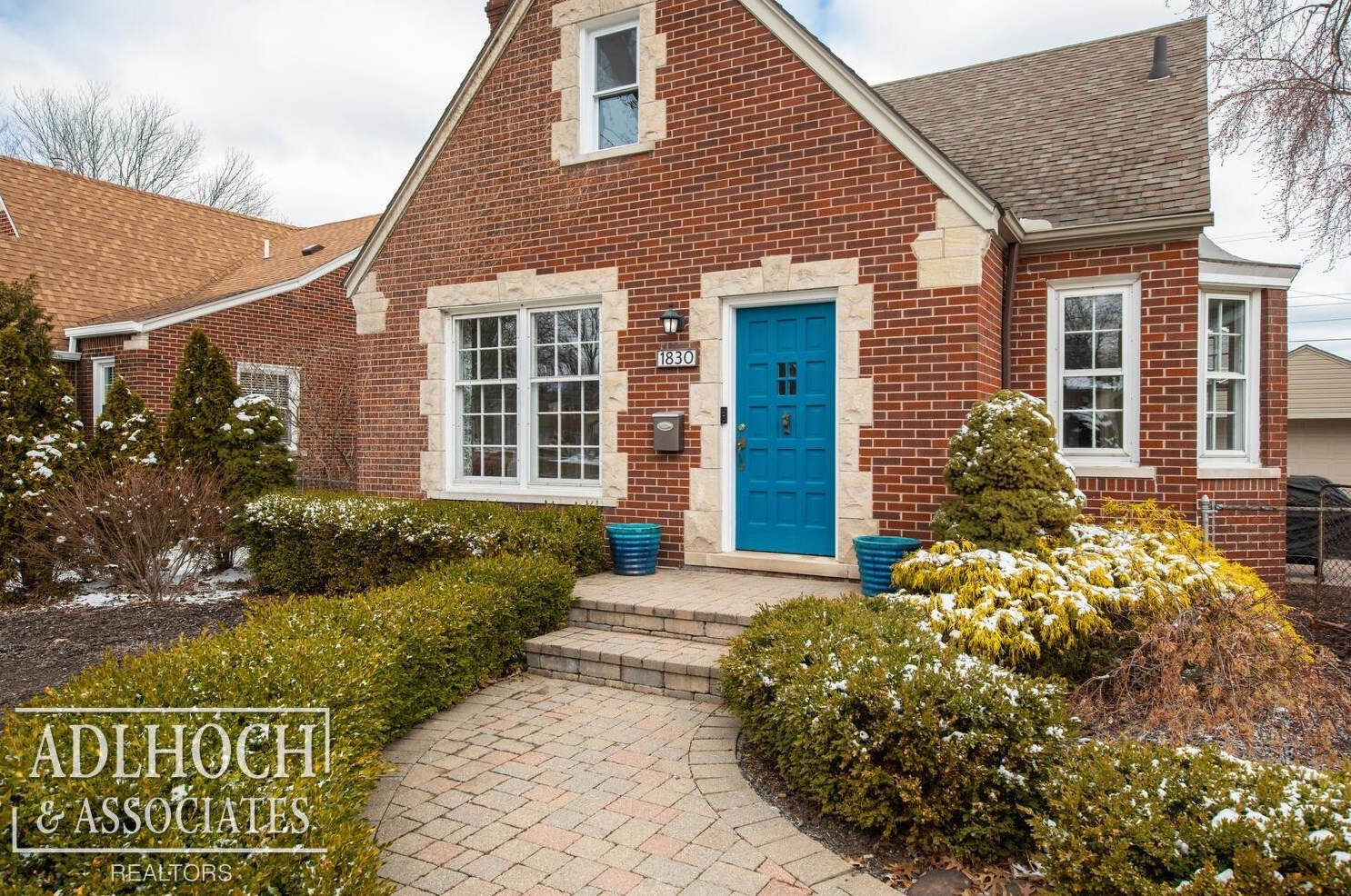 1830 Stanhope St, Detroit, MI 48236-1965