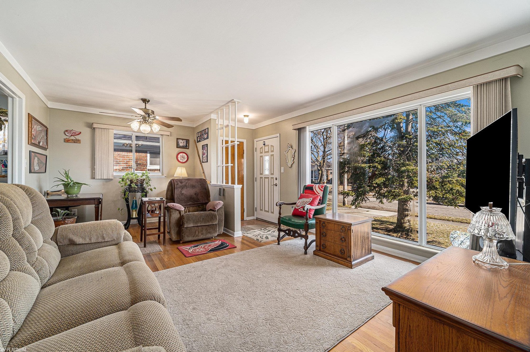 26211 Marlene St, Roseville, MI 48066-4952
