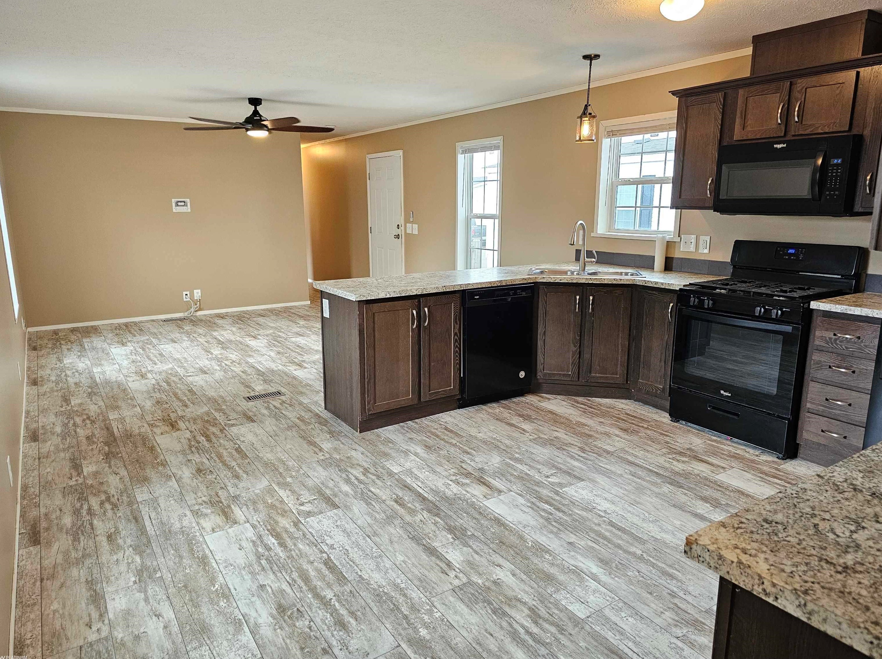 11744 Cascade Cir, Bruce MI 48065-5419 exterior