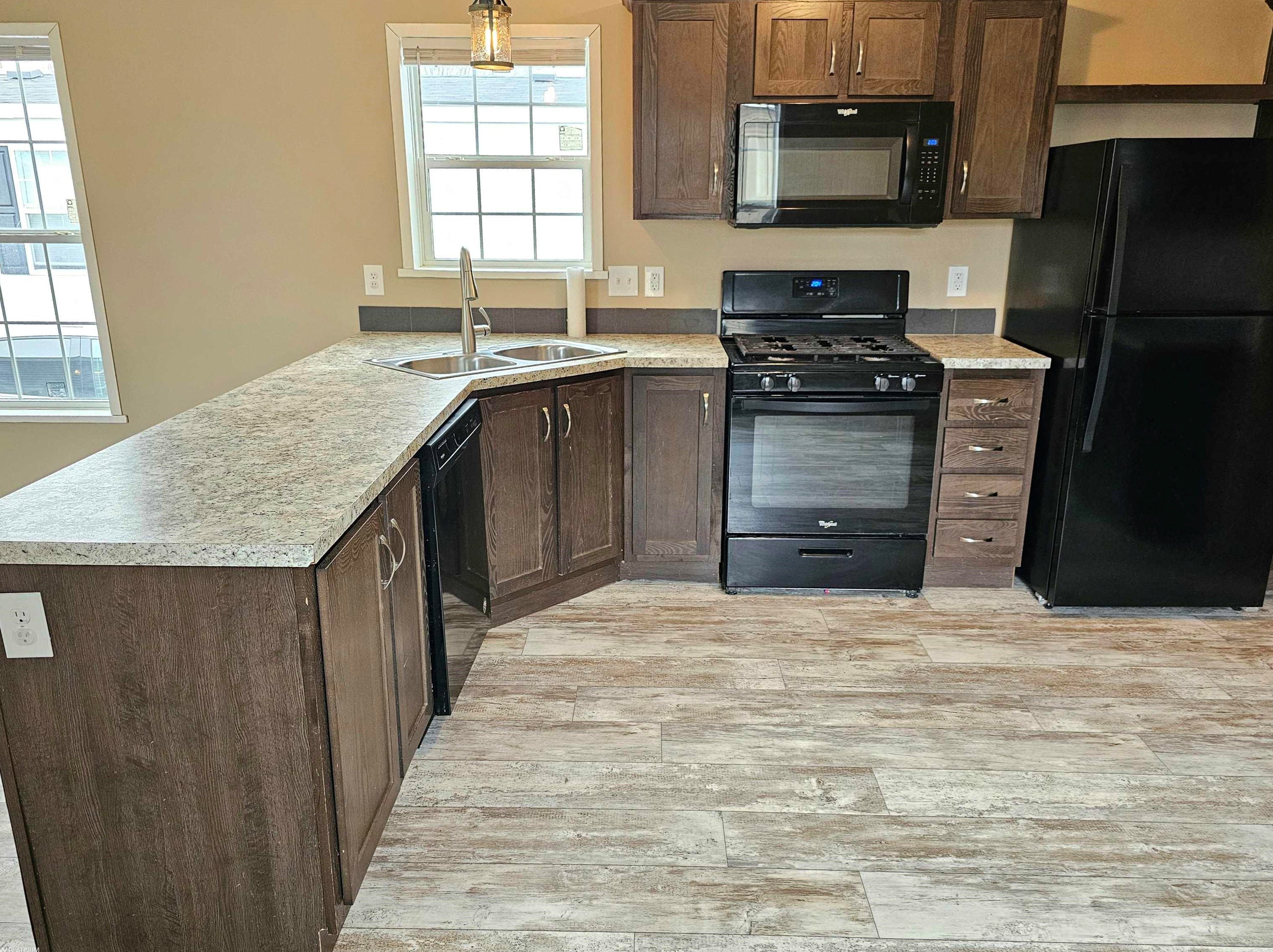 11744 Cascade Cir, Bruce MI 48065-5419 exterior