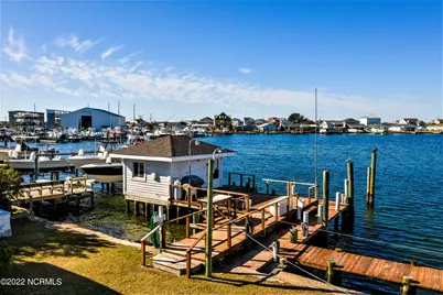 519 Atlantic Beach Causeway, Atlantic Beach, NC 28512 - Photo 2
