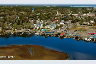 1676 N Howe Street, Southport, NC 28461 - Photo 14