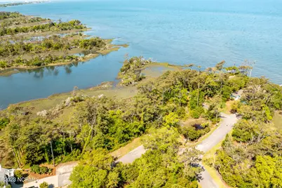 3 West Court, Pine Knoll Shores, NC 28512 - Photo 4