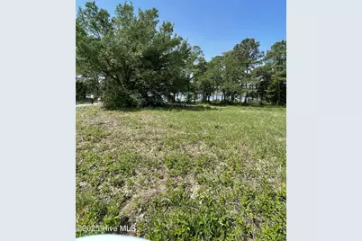 408 Red Drum Way W, Swansboro, NC 28584 - Photo 1
