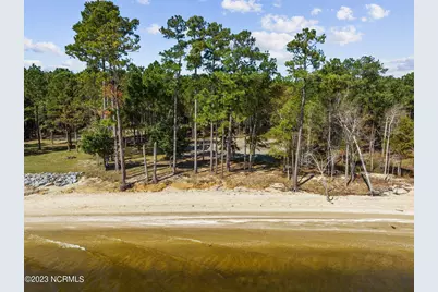 8 Sandy Bay Drive E, Oriental, NC 28571 - Photo 1