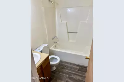 1085 Cheyenne Court #4, Greenville, NC 27858 - Photo 6