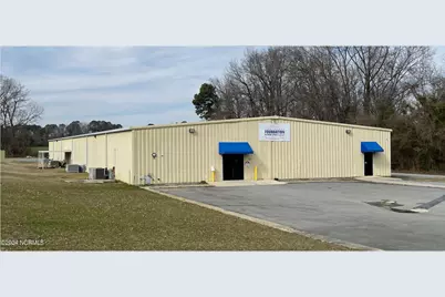 709 1/2 Southwest Boulevard, Clinton, NC 28328 - Photo 1