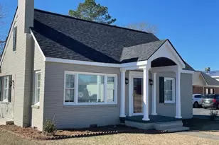 1101 W Broad St, Elizabethtown, NC 28337 - Photo 1