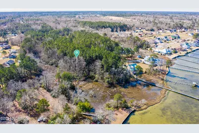 200 Bayside Drive, Sneads Ferry, NC 28460 - Photo 4