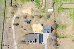 1430 Covington Rd, Lumberton, NC 28360 - Photo 16