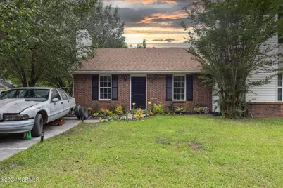 1902 Rolling Ridge Drive, Piney Green, NC 28544 - Photo 2