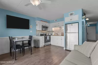 222 Carolina Beach Avenue N #107, Carolina Beach, NC 28428 - Photo 10