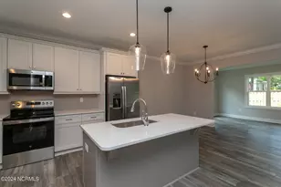 525 N Sycamore St, Aberdeen, NC 28315 - Photo 14