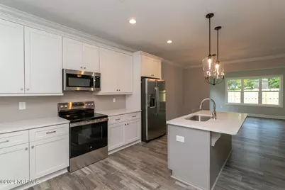 525 N Sycamore Street, Aberdeen, NC 28315 - Photo 16
