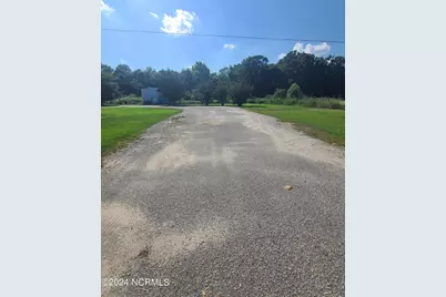 1228 S Jk Powell Boulevard, Whiteville, NC 28472 - Photo 12