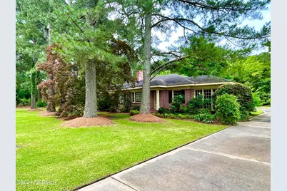 711 N East Street, Roseboro, NC 28382 - Photo 2