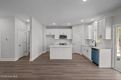 1004 Tawney Trace, New Bern, NC 28562 - Photo 8