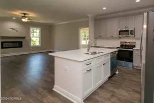 519 N Sycamore St, Aberdeen, NC 28315 - Photo 12