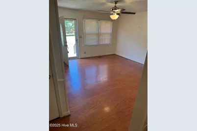 714 Walnut Street, Laurinburg, NC 28352 - Photo 2