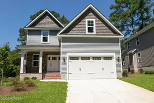 515 N Sycamore St, Aberdeen, NC 28315 - Photo 1