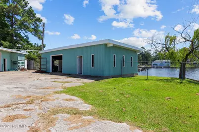 1054 E Main Street, Washington, NC 27889 - Photo 14