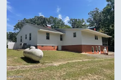 612 David Street, Elizabethtown, NC 28337 - Photo 16
