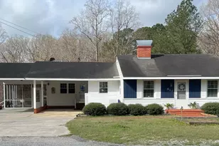 612 David St, Elizabethtown, NC 28337 - Photo 1