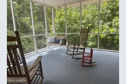 612 David Street, Elizabethtown, NC 28337 - Photo 2