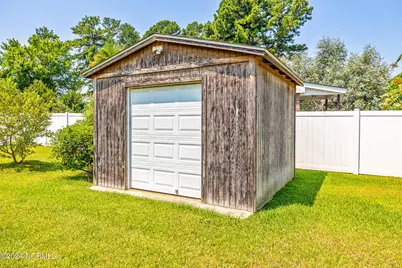 3580 Rosewood Drive, Lumberton, NC 28358 - Photo 4
