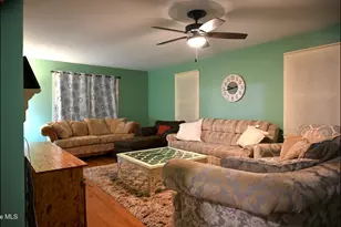916 Bern St, New Bern, NC 28560 - Photo 14