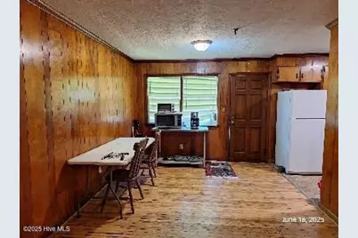 213 W Burkhead Street, Whiteville, NC 28472 - Photo 2