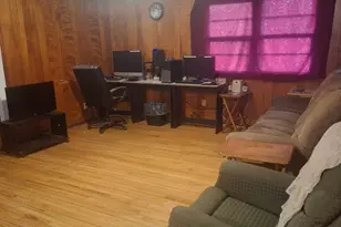 213 W Burkhead St, Whiteville, NC 28472 - Photo 6