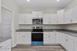 102 Coastal Mdws Dr, Stella, NC 28582 - Photo 12