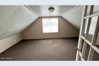 403 N 35th Street, Morehead City, NC 28557 - Photo 8