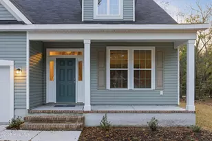 206 Chateau Dr, New Bern, NC 28560 - Photo 6