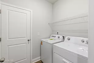 206 Chateau Dr, New Bern, NC 28560 - Photo 16