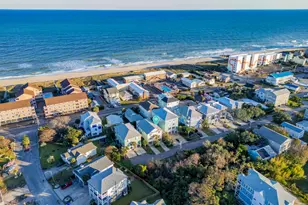 1105 Bowfin Ln, Carolina Beach, NC 28428 - Photo 1