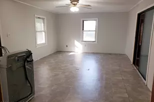 716 W Burkhead St, Whiteville, NC 28472 - Photo 8