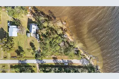 211 S River Drive, Beaufort, NC 28516 - Photo 6
