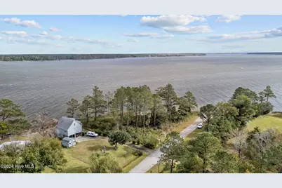 211 S River Drive, Beaufort, NC 28516 - Photo 14